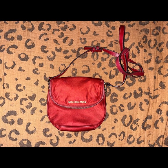 Michael Kors - Picture 2 of 6